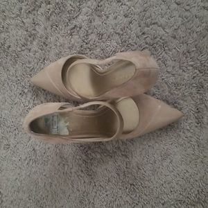 BCBGENERATION Nude d'orsay pumps